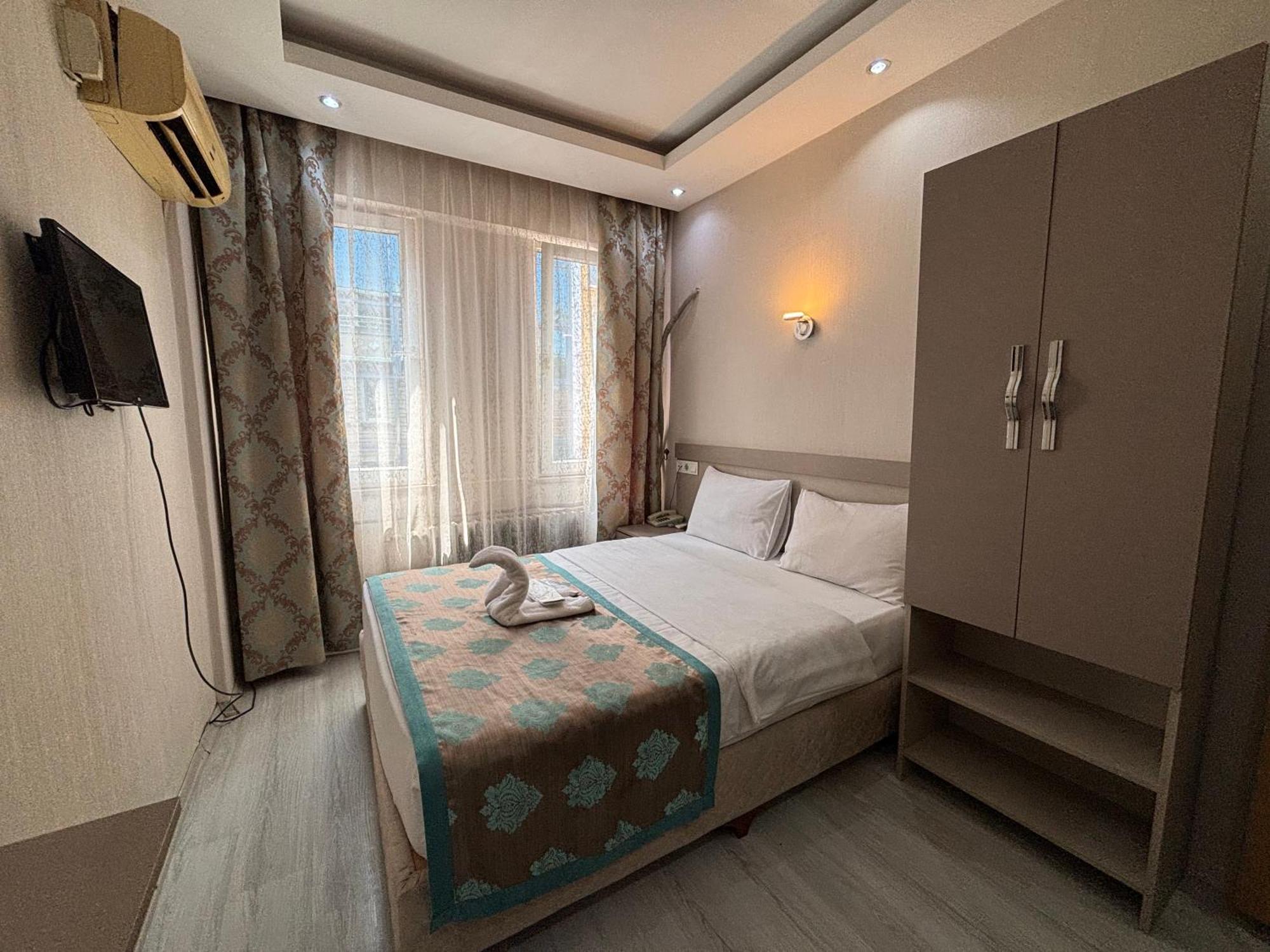 Fly Hotel Istanbul Exterior foto